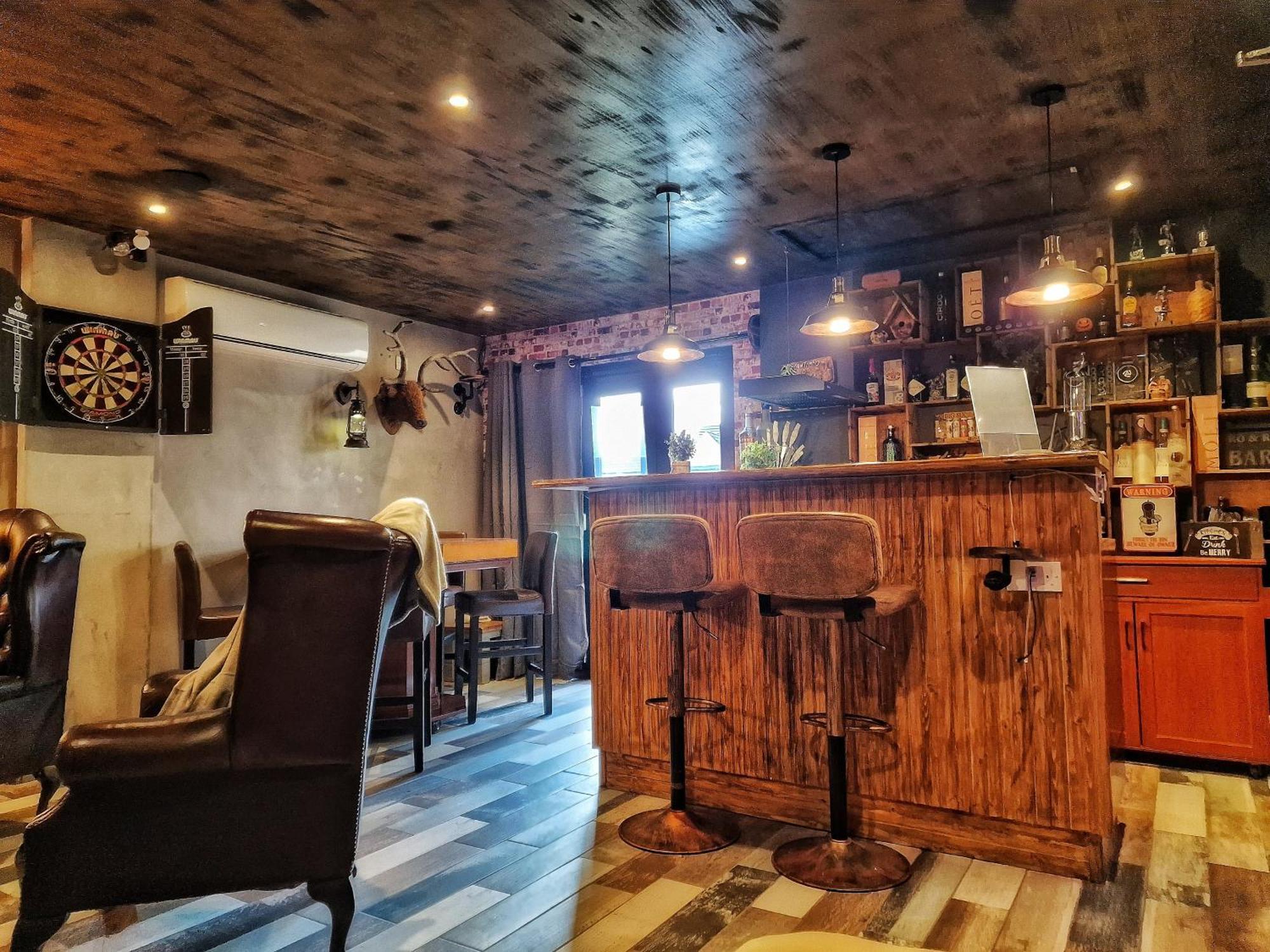 The Pub - Unique & Authentic Experience - Free Parking!, 5 Minutes From Airbus And The Mall Cribbs Bristol Exterior photo